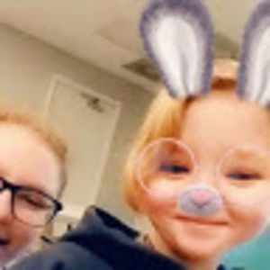 Meet your Posher, Naomi